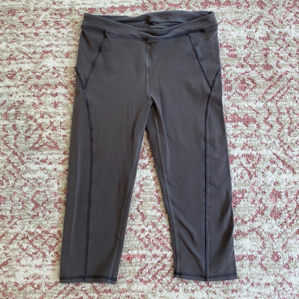 Alo Cropped Leggings
